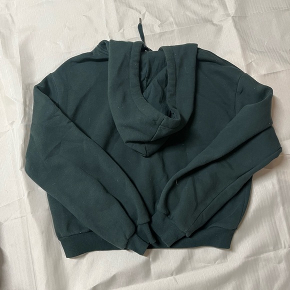 Super Comfy Cropped Sweater - Picture 2 of 2